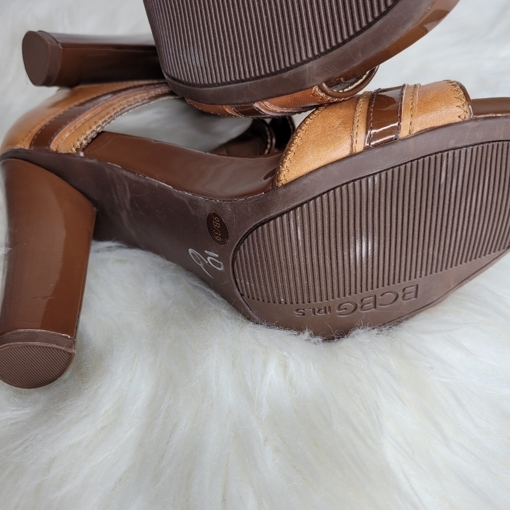 BCBG Brown Pump Heels - Picture 14 of 14